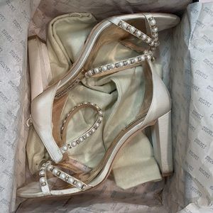 Badgley Mischka Shoes